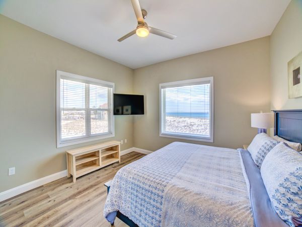 Beach Front Pensacola Vacation Home Six Bedroom Beach House Pool