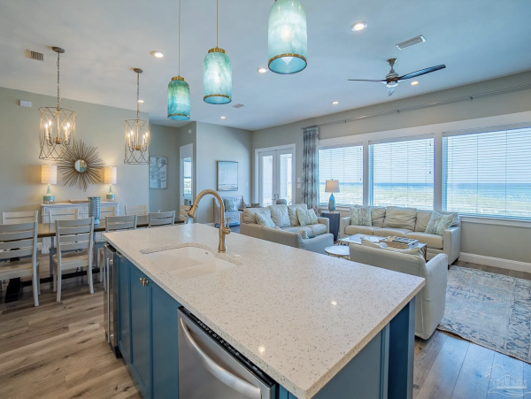 Beach Front Pensacola Vacation Home Six Bedroom Beach House Pool