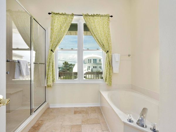 Oceanfront Villa For 14 Guests