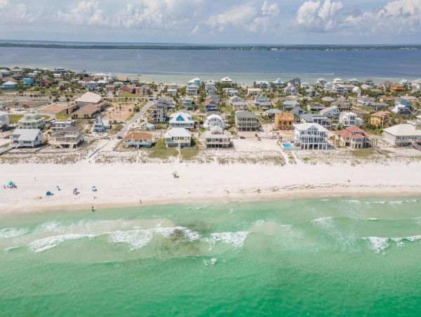 Oceanfront Villa For 14 Guests