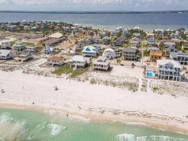 Oceanfront Villa For 14 Guests