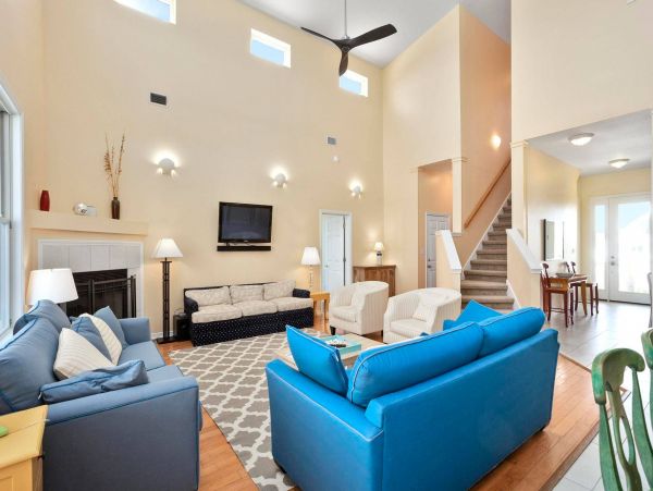 Oceanfront Villa For 14 Guests
