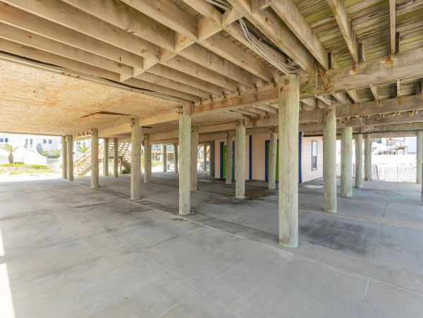 Oceanfront Villa For 14 Guests
