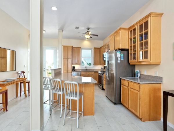 Oceanfront Villa For 14 Guests