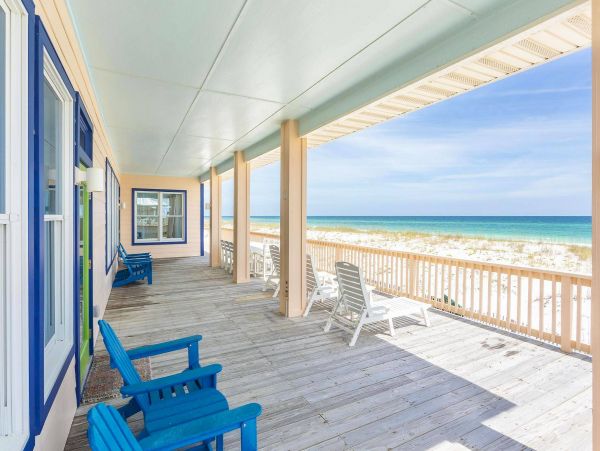 Oceanfront Villa For 14 Guests