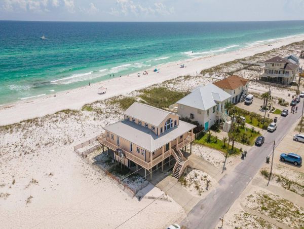 Oceanfront Villa For 14 Guests