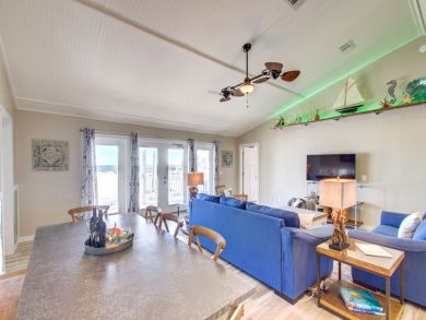 Pensacola Beach Home 936666