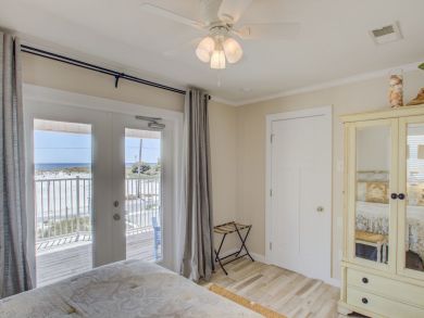 Pensacola Beach Home 936666