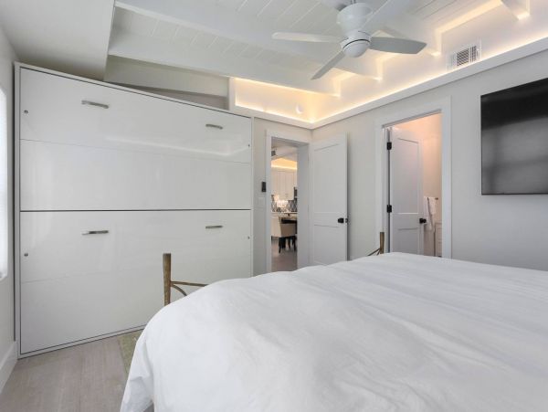 Pensacola Beach Four Bedroom Vacation Cottage