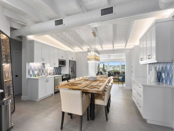 Pensacola Beach Four Bedroom Vacation Cottage