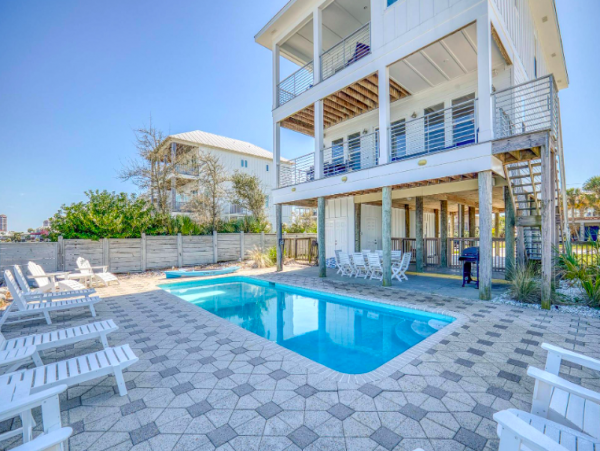 Luxury Beach House with Pool