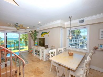 Pensacola Beach Home 936679