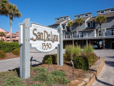 Pensacola Beach Home 936680