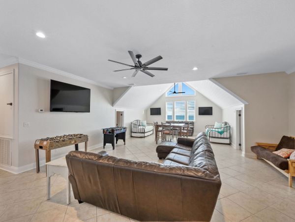 Finest 10 Bedroom Vacation Rental in Pensacola Beach