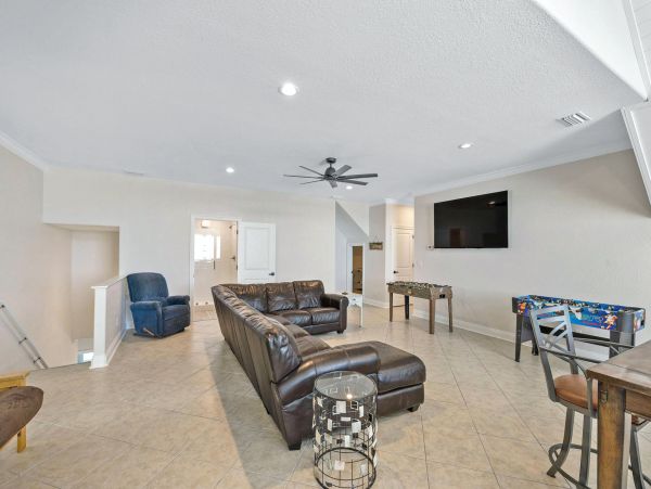 Finest 10 Bedroom Vacation Rental in Pensacola Beach