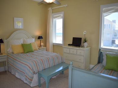 Pensacola Beach Home 936684