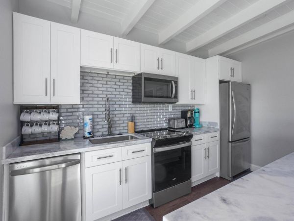 Gorgeous Pensacola Beach 7 Bedroom Home Steps to Beach