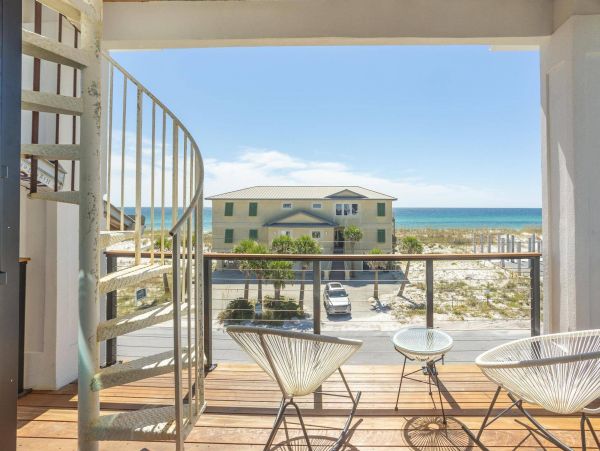 Gorgeous Pensacola Beach 7 Bedroom Home Steps to Beach