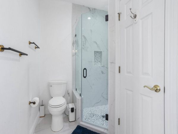 Gorgeous Pensacola Beach 7 Bedroom Home Steps to Beach