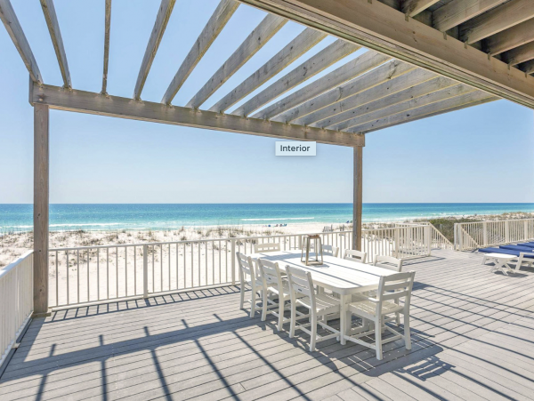 Classic Beach House with Spacious Outdoor Areas
