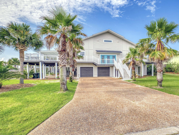Pensacola Vacation Rental Pool Home 4 Bedrooms Sleeps 12 Guests
