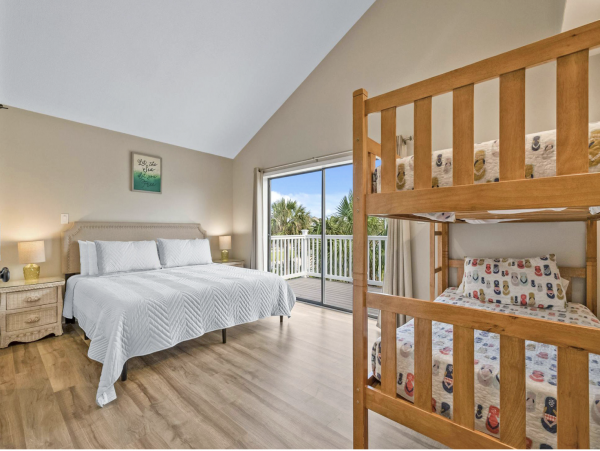 Pensacola Vacation Rental Pool Home 4 Bedrooms Sleeps 12 Guests