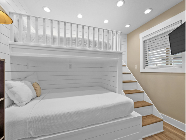 Pensacola Vacation Rental Pool Home 4 Bedrooms Sleeps 12 Guests