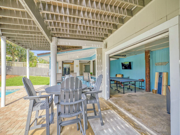 Pensacola Vacation Rental Pool Home 4 Bedrooms Sleeps 12 Guests