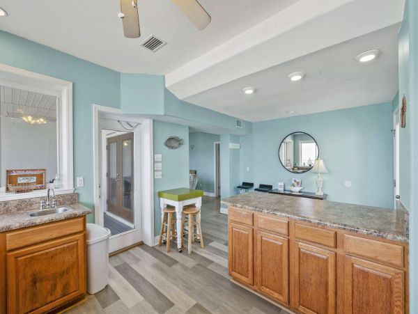 Spacious Home with Pool, Kayaks, and Stunning Views of Santa Rosa Sound