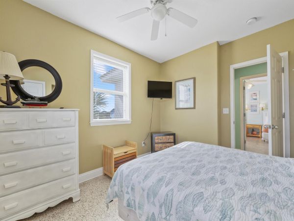 Spacious Home with Pool, Kayaks, and Stunning Views of Santa Rosa Sound