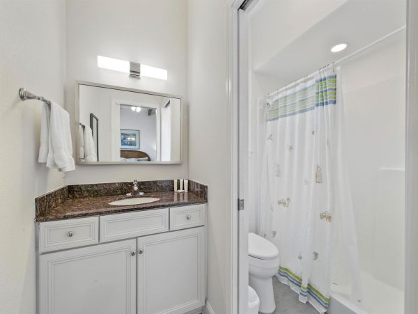 Spacious Home with Pool, Kayaks, and Stunning Views of Santa Rosa Sound