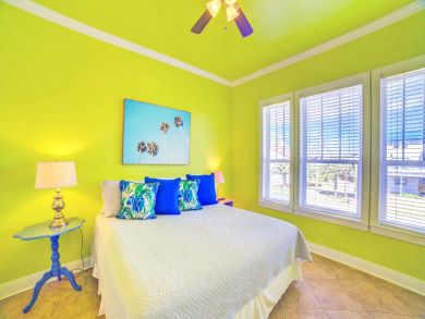 Pensacola Beach Home 936704