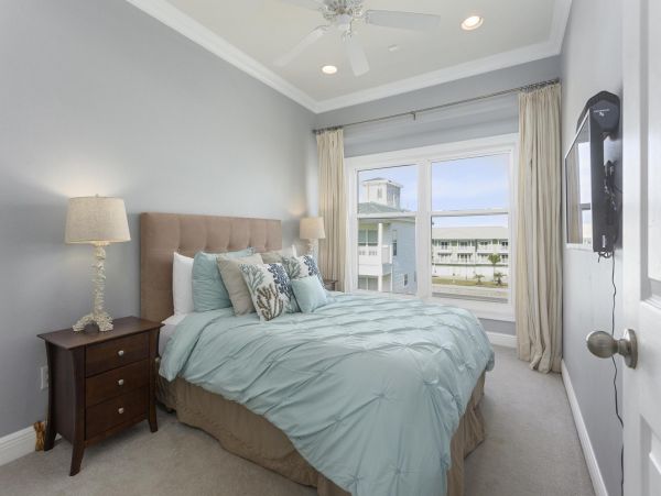 Gulf Front Pensacola Vacation Condo