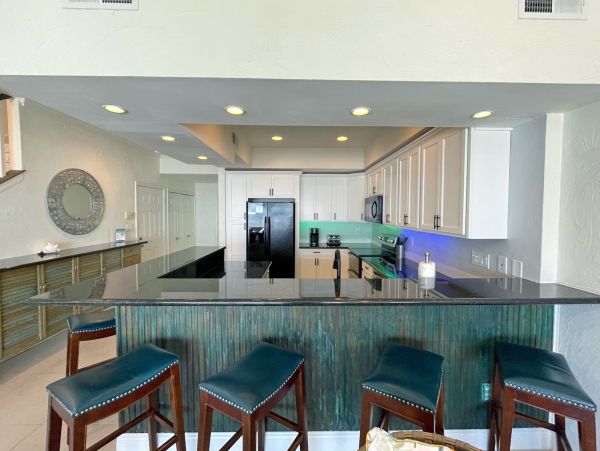 Gulf Front Pensacola Vacation Condo