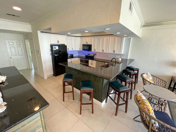 Gulf Front Pensacola Vacation Condo