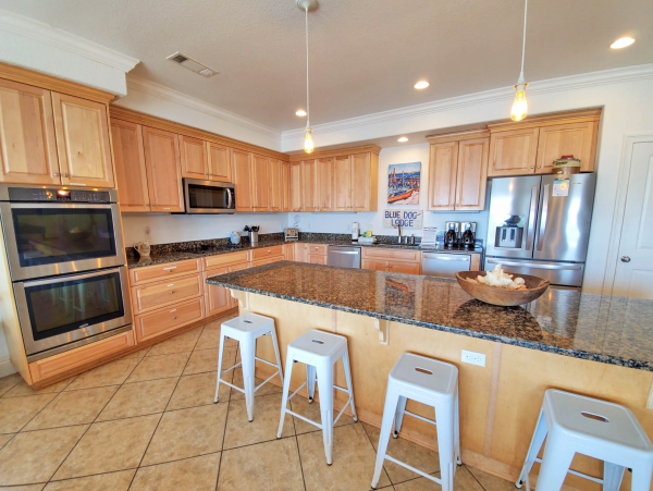 The Largest Beach House in The Area Book Early!
