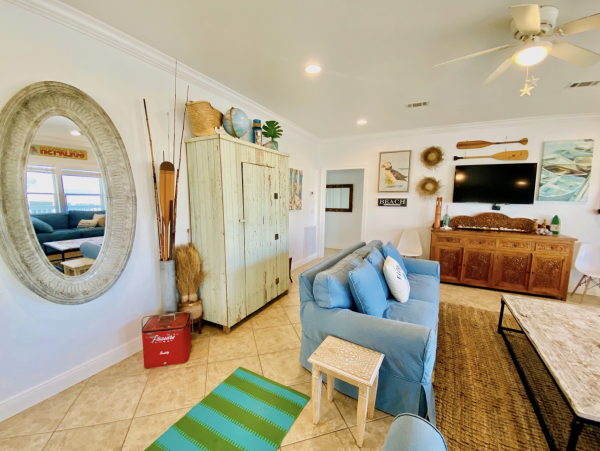 The Largest Beach House in The Area Book Early!