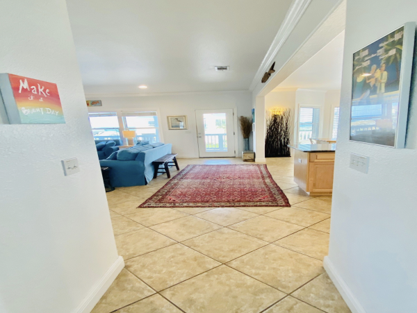 The Largest Beach House in The Area Book Early!