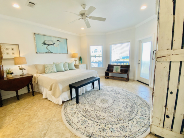 The Largest Beach House in The Area Book Early!