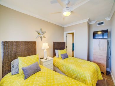 Pensacola Beach Condo 936730