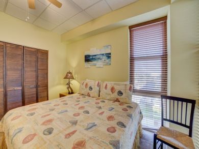 Pensacola Beach Condo 936739