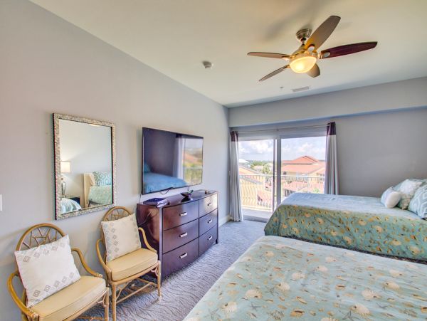 Four Bedroom Beachfront Lovely