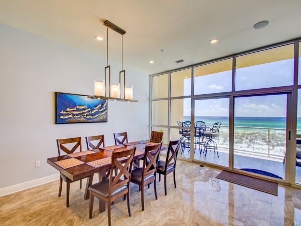 Four Bedroom Beachfront Lovely