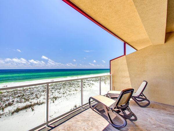 Four Bedroom Beachfront Lovely