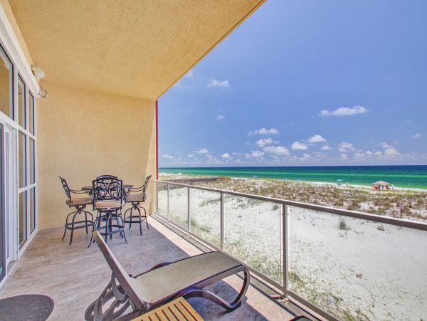 Four Bedroom Beachfront Lovely