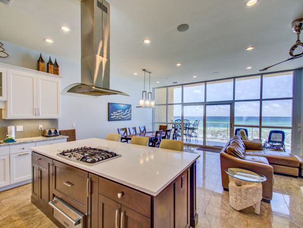 Four Bedroom Beachfront Lovely
