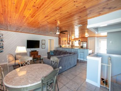 Pensacola Beach Home 936750 Pensacola Beach Home 936750