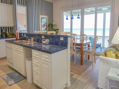 Pensacola Beach Home 936772