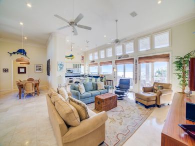 Pensacola Beach Home 936773