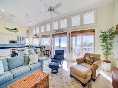 Pensacola Beach Home 936773